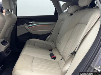 AUDI E-TRON 55 SUV 5dr Electric Auto quattro 95kWh (408 ps)