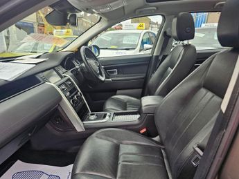 LAND ROVER DISCOVERY SPORT AUTOMATIC 7 SEATER 2.0 TD4 HSE SUV 5dr Diesel Auto 4WD Euro 6 (s