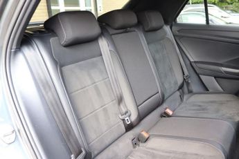 VOLKSWAGEN T-ROC 1.5 TSI STYLE