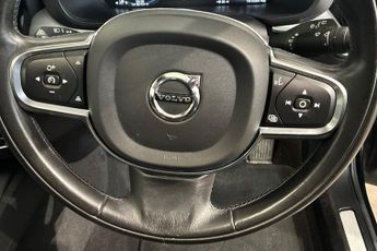 VOLVO XC60 2.0h T6 Recharge 11.6kWh Inscription Expression SUV 5dr Petrol P