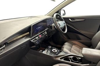 KIA NIRO 64.8kWh 3 SUV 5dr Electric Auto (201 bhp) Reverse Camera, Front 