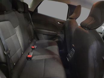 RENAULT CAPTUR 1.6 E-TECH Iconic Edition SUV 5dr Petrol Hybrid Auto Euro 6 (s/s