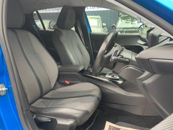 PEUGEOT 208 1.2 PureTech Allure Hatchback 5dr Petrol EAT Euro 6 (s/s) (100 p