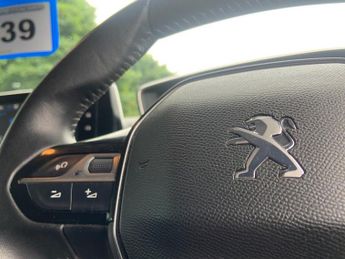 PEUGEOT 208 1.2 PureTech Allure Hatchback 5dr Petrol EAT Euro 6 (s/s) (100 p