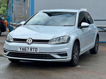 Volkswagen Golf TDi 1.6 TDI BlueMotion Tech SE Nav Hatchback 5dr Diesel Manual Euro 