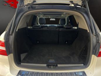 MERCEDES-BENZ M-CLASS 2.1 ML250 BlueTEC AMG Sport SUV 5dr Diesel G-Tronic 4WD Euro 6 (