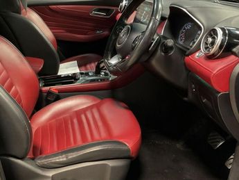 MG MG HS 1.5 T-GDI Exclusive SUV 5dr Petrol DCT Euro 6 (s/s) (162 ps)
