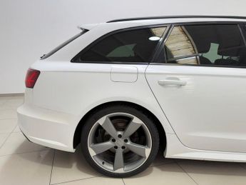 AUDI A6 AVANT 2.0 TDI ultra Black Edition Estate 5dr Diesel S Tronic Euro 6 (s
