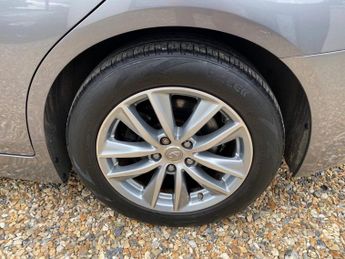 INFINITI Q50 2.2d SE Saloon 4dr Diesel Auto Euro 5 (s/s) (170 ps)