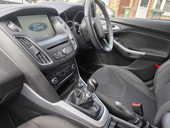 FORD FOCUS 1.0T EcoBoost Zetec Hatchback 5dr Petrol Manual Euro 6 (s/s) (12