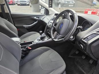 FORD FOCUS 1.0T EcoBoost Zetec Hatchback 5dr Petrol Manual Euro 6 (s/s) (12