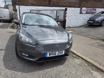 FORD FOCUS 1.0T EcoBoost Zetec Hatchback 5dr Petrol Manual Euro 6 (s/s) (12