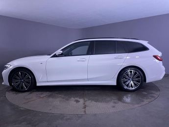 BMW 3 SERIES 2.0 318d MHT M Sport Touring 5dr Diesel Hybrid Auto Euro 6 (s/s)