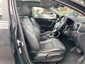 KIA SPORTAGE 1.7 CRDi 3 SUV 5dr Diesel DCT Euro 6 (s/s) (139 bhp)