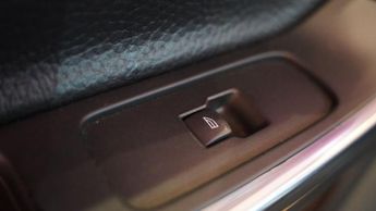 VOLVO V60 2.4 D5 SE Lux Estate 5dr Diesel Geartronic Euro 5 (215 ps)