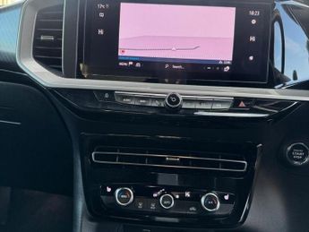 VAUXHALL MOKKA ELECTRIC 50kWh Ultimate SUV 5dr Electric Auto (136 ps)