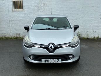 RENAULT CLIO 1.2 16V Dynamique MediaNav Hatchback 5dr Petrol Manual Euro 5 (7
