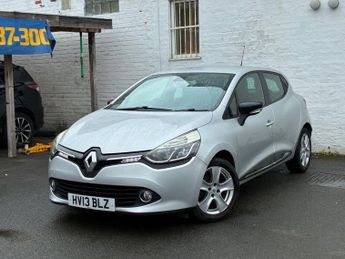 RENAULT CLIO 1.2 16V Dynamique MediaNav Hatchback 5dr Petrol Manual Euro 5 (7