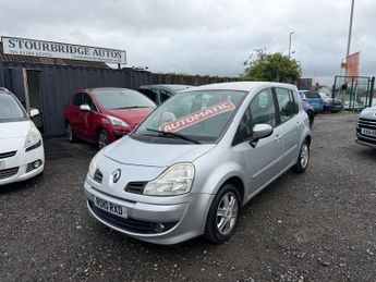 Renault Modus 1.5 dCi Dynamique MPV 5dr Diesel Quickshift Euro 4 (86 ps)
