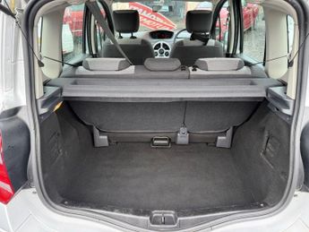 RENAULT GRAND MODUS 1.5 dCi Dynamique MPV 5dr Diesel Quickshift Euro 4 (86 ps)