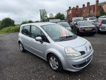 RENAULT GRAND MODUS 1.5 dCi Dynamique MPV 5dr Diesel Quickshift Euro 4 (86 ps)