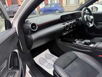 MERCEDES-BENZ A-CLASS 1.3 A180 AMG Line (Executive) Hatchback 5dr Petrol 7G-DCT Euro 6