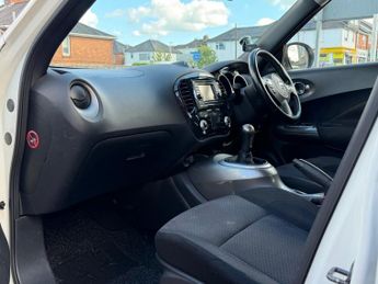 NISSAN JUKE 1.6 Acenta Premium SUV 5dr Petrol Manual Euro 5 (s/s) (117 ps)