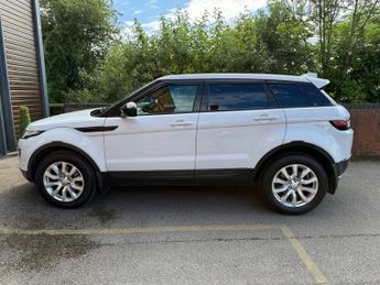 LAND ROVER RANGE ROVER EVOQUE 2.0 TD4 SE Tech SUV 5dr Diesel Auto 4WD Euro 6 (s/s) (180 ps)