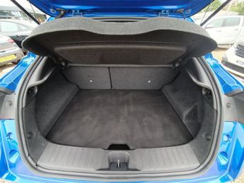 NISSAN JUKE 1.6 N-Connecta SUV 5dr Petrol Hybrid Auto Euro 6 (143 ps)