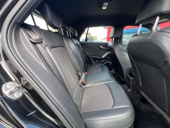 AUDI Q2 1.6 TDI 30 S line S Tronic Euro 6 (s/s) 5dr