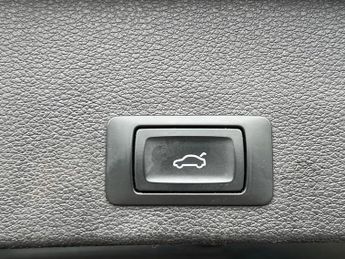 AUDI Q2 2.0 TDI 30 Technik S Tronic Euro 6 (s/s) 5dr