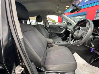 AUDI Q2 2.0 TDI 30 Technik S Tronic Euro 6 (s/s) 5dr