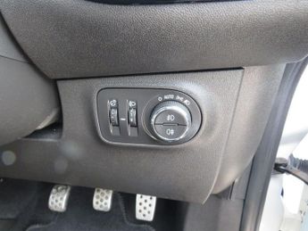 VAUXHALL CORSA 1.2i SRi VX Line Hatchback 3dr Petrol Manual Euro 6 (70 ps)