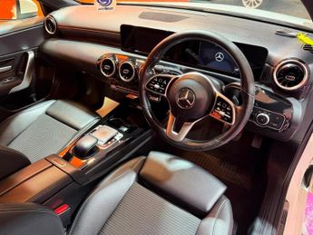 MERCEDES-BENZ A CLASS 1.5 A180d Sport Hatchback 5dr Diesel 7G-DCT Euro 6 (s/s) (116 ps