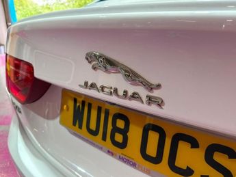 JAGUAR XE 2.0d R-Sport Saloon 4dr Diesel Auto Euro 6 (s/s) (180 ps)