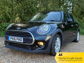 MINI Hatch 1.5 Cooper Hatchback 5dr Petrol Manual Euro 6 (s/s) (136 ps)