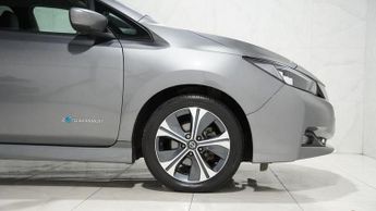 NISSAN LEAF 40kWh Tekna Hatchback 5dr Electric Auto (150 ps)