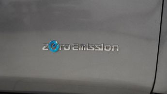 NISSAN LEAF 40kWh Tekna Hatchback 5dr Electric Auto (150 ps)