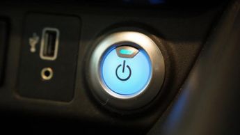 NISSAN LEAF 40kWh Tekna Hatchback 5dr Electric Auto (150 ps)