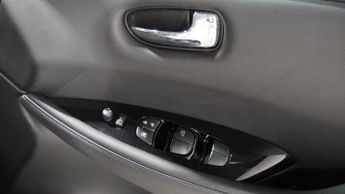 NISSAN LEAF 40kWh Tekna Hatchback 5dr Electric Auto (150 ps)