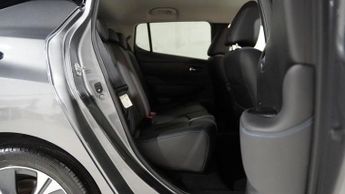 NISSAN LEAF 40kWh Tekna Hatchback 5dr Electric Auto (150 ps)