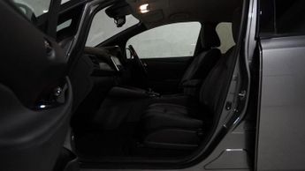 NISSAN LEAF 40kWh Tekna Hatchback 5dr Electric Auto (150 ps)