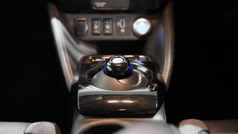 NISSAN LEAF 40kWh Tekna Hatchback 5dr Electric Auto (150 ps)
