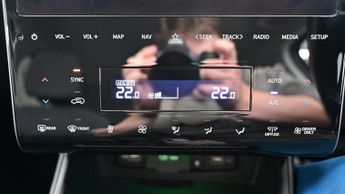 HYUNDAI TUCSON 1.6 h T-GDi Premium SUV 5dr Petrol Hybrid Auto Euro 6 (s/s) (230