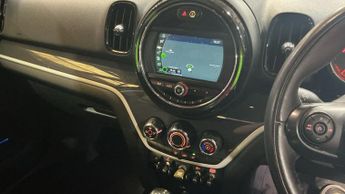 MINI COUNTRYMAN 1.5 7.6kWh GPF Cooper SE SUV 5dr Petrol Plug-in Hybrid Auto ALL4