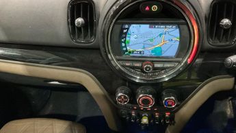 MINI COUNTRYMAN 1.5 7.6kWh Cooper SE SUV 5dr Petrol Plug-in Hybrid Auto ALL4 Eur