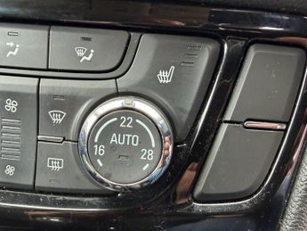 VAUXHALL MOKKA X 1.4i Turbo Elite SUV 5dr Petrol Auto Euro 6 (140 ps)