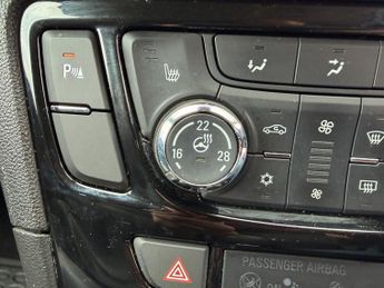 VAUXHALL MOKKA X 1.4i Turbo Elite SUV 5dr Petrol Auto Euro 6 (140 ps)