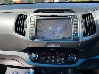 KIA SPORTAGE 2.0 CRDi KX-3 SUV 5dr Diesel Auto AWD Euro 5 (134 bhp)