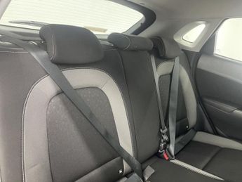HYUNDAI KONA 1.6 h-GDi Premium SUV 5dr Petrol Hybrid DCT Euro 6 (s/s) (141 ps